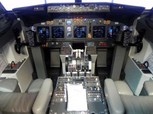 Vista completa del Cockpit del 737